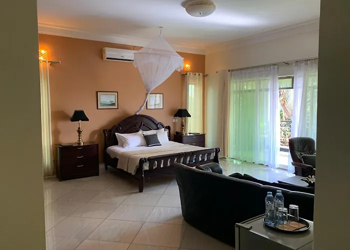 Lakepoint Villa